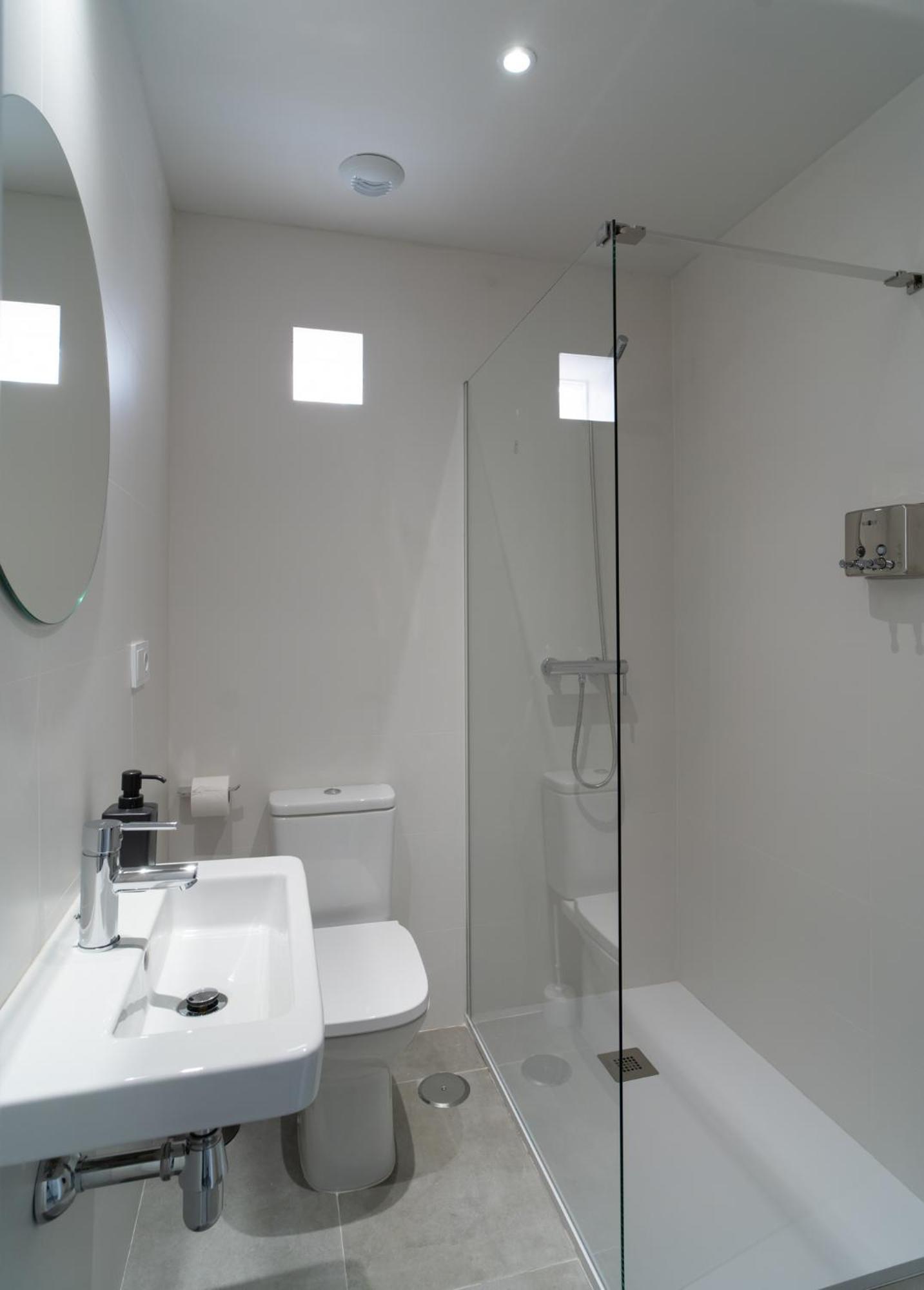 AAC Málaga - Con luz propia, amplio y nuevo! Quarto foto