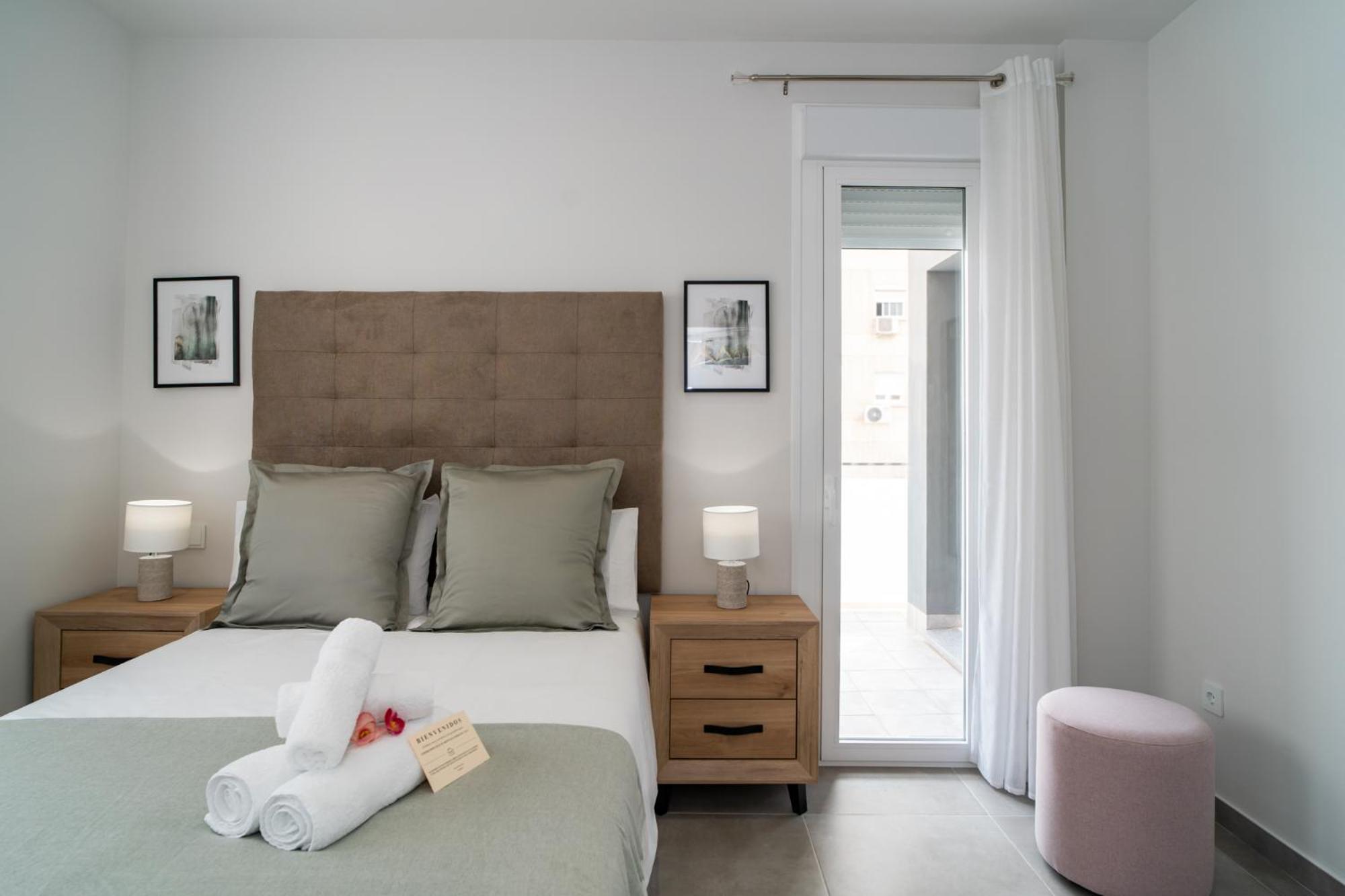 AAC Málaga - Con luz propia, amplio y nuevo! Quarto foto