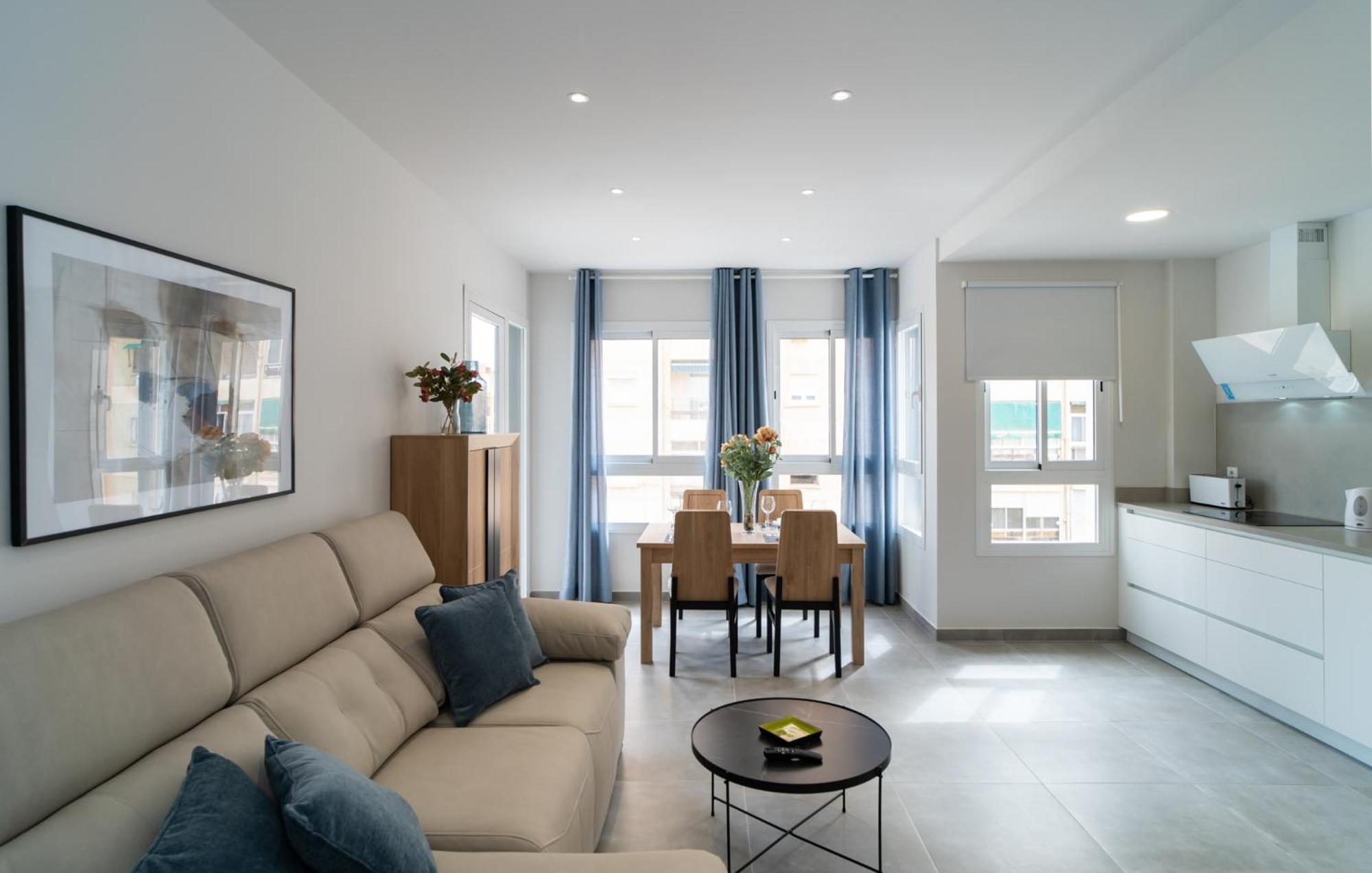 AAC Málaga - Con luz propia, amplio y nuevo! Quarto foto