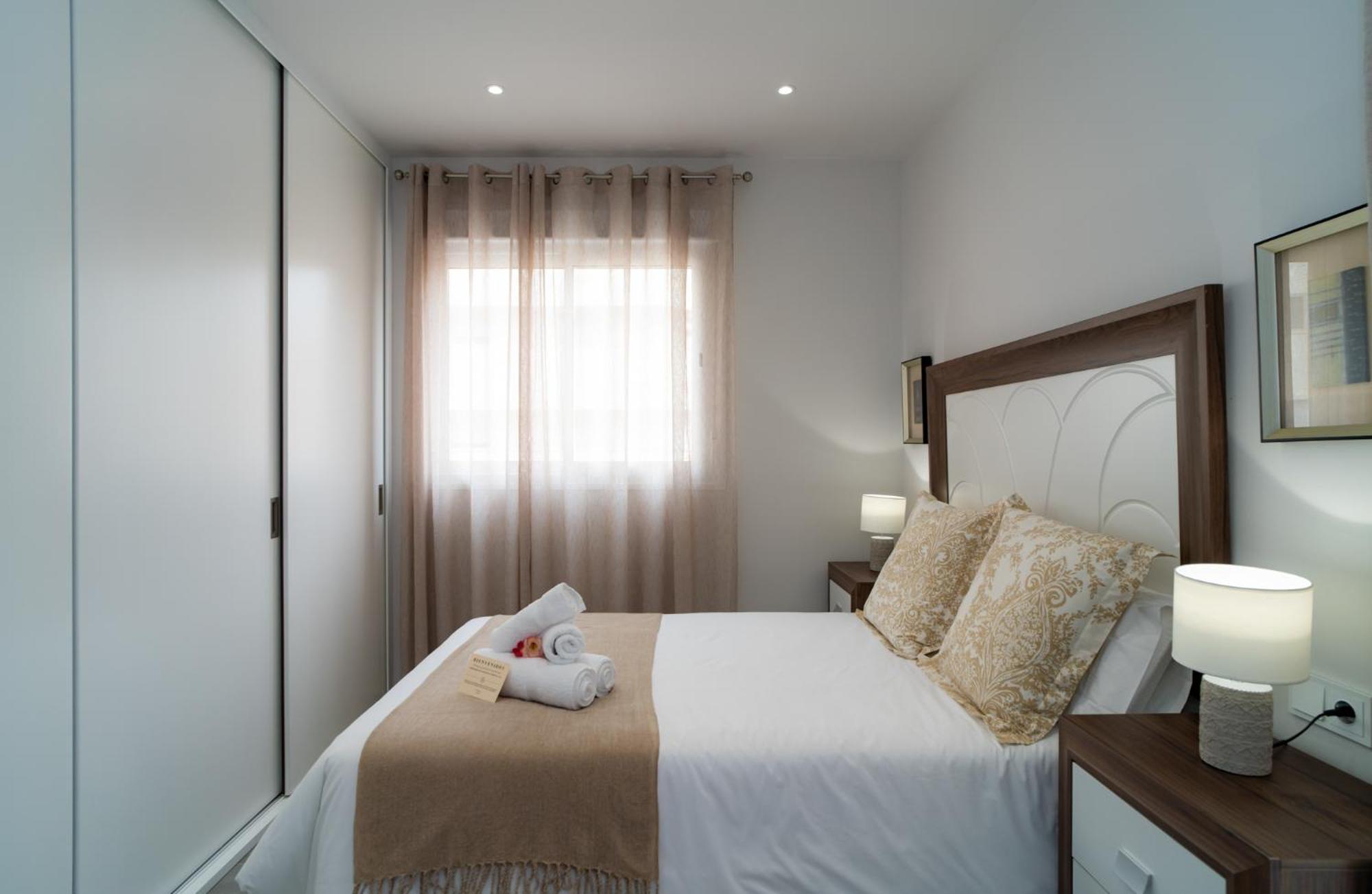 AAC Málaga - Con luz propia, amplio y nuevo! Quarto foto