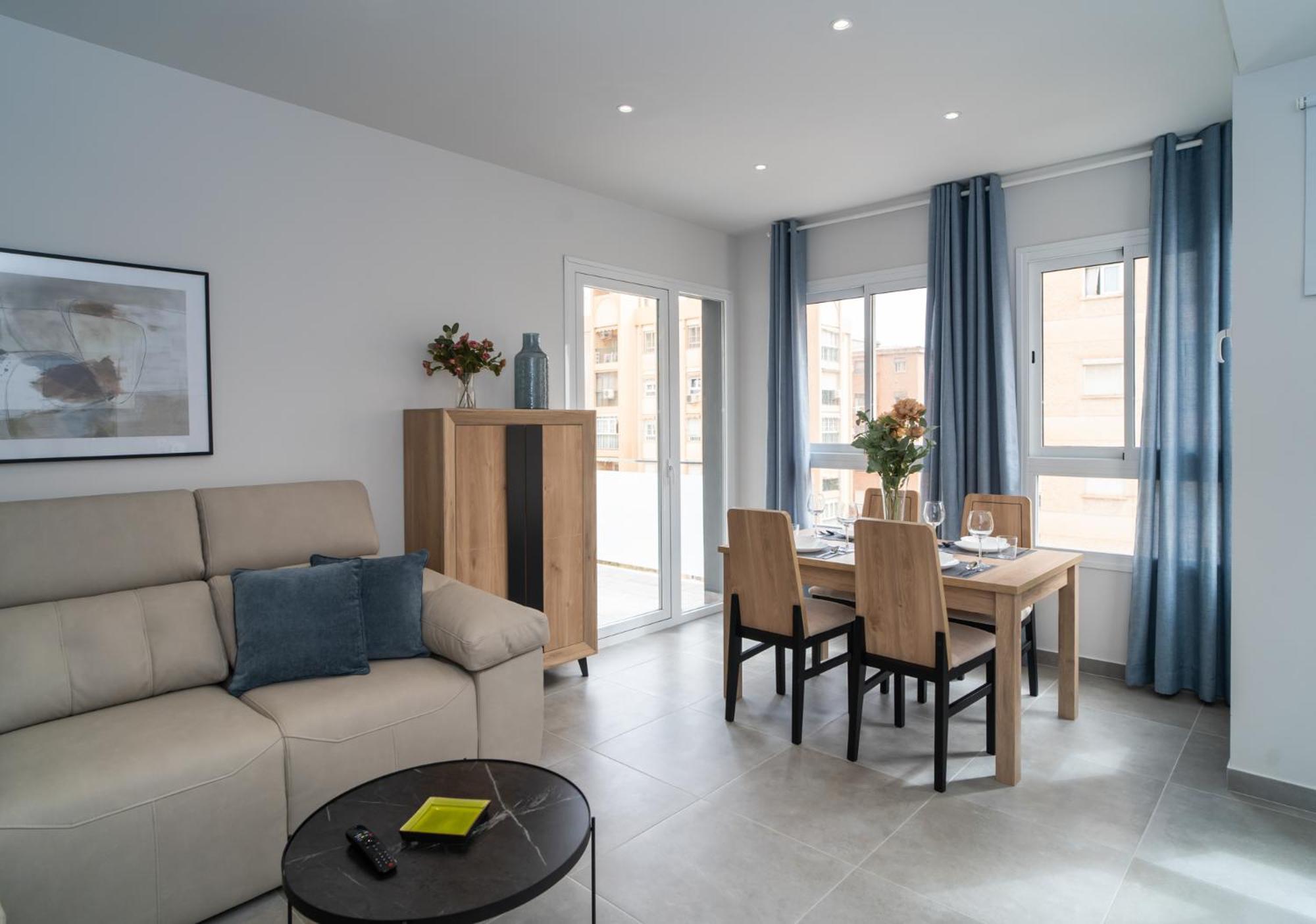 AAC Málaga - Con luz propia, amplio y nuevo! Quarto foto